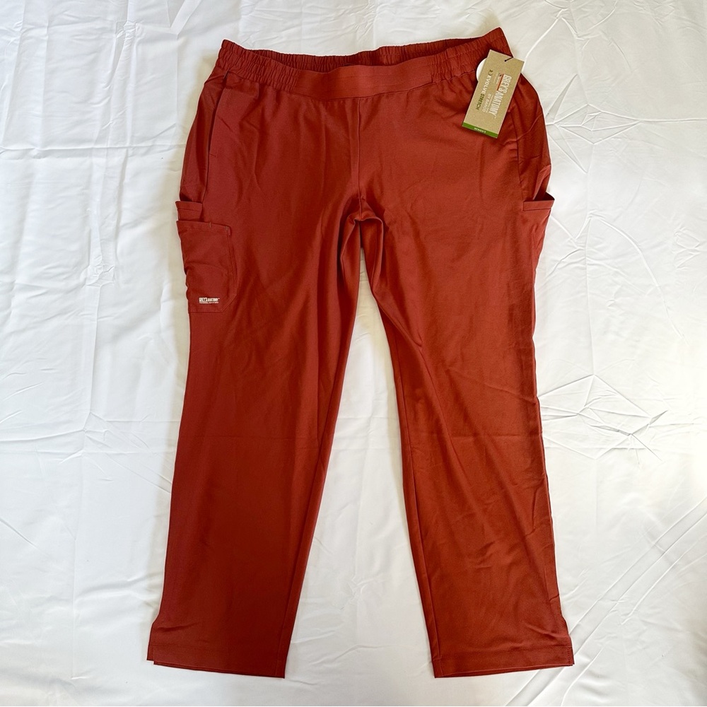 NWT Grey's Anatomy Cosmo 6-Pocket Mid-Rise Tapered Leg Pant size 3X Sedona Red
